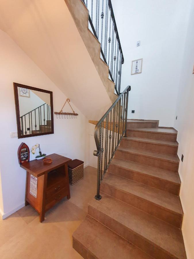 Villa Alara - Charming Villa With Heated Swimming Pool Milohnici Ngoại thất bức ảnh